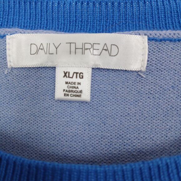 NWT Daily Thread Top Women XLarge Graphic Art Streetwear Soft Knit Floral Casual - Picture 2 of 7